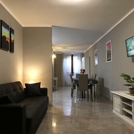 Anfite Apartments Castelletto ペスキエーラ・デル・ガルダ エクステリア 写真