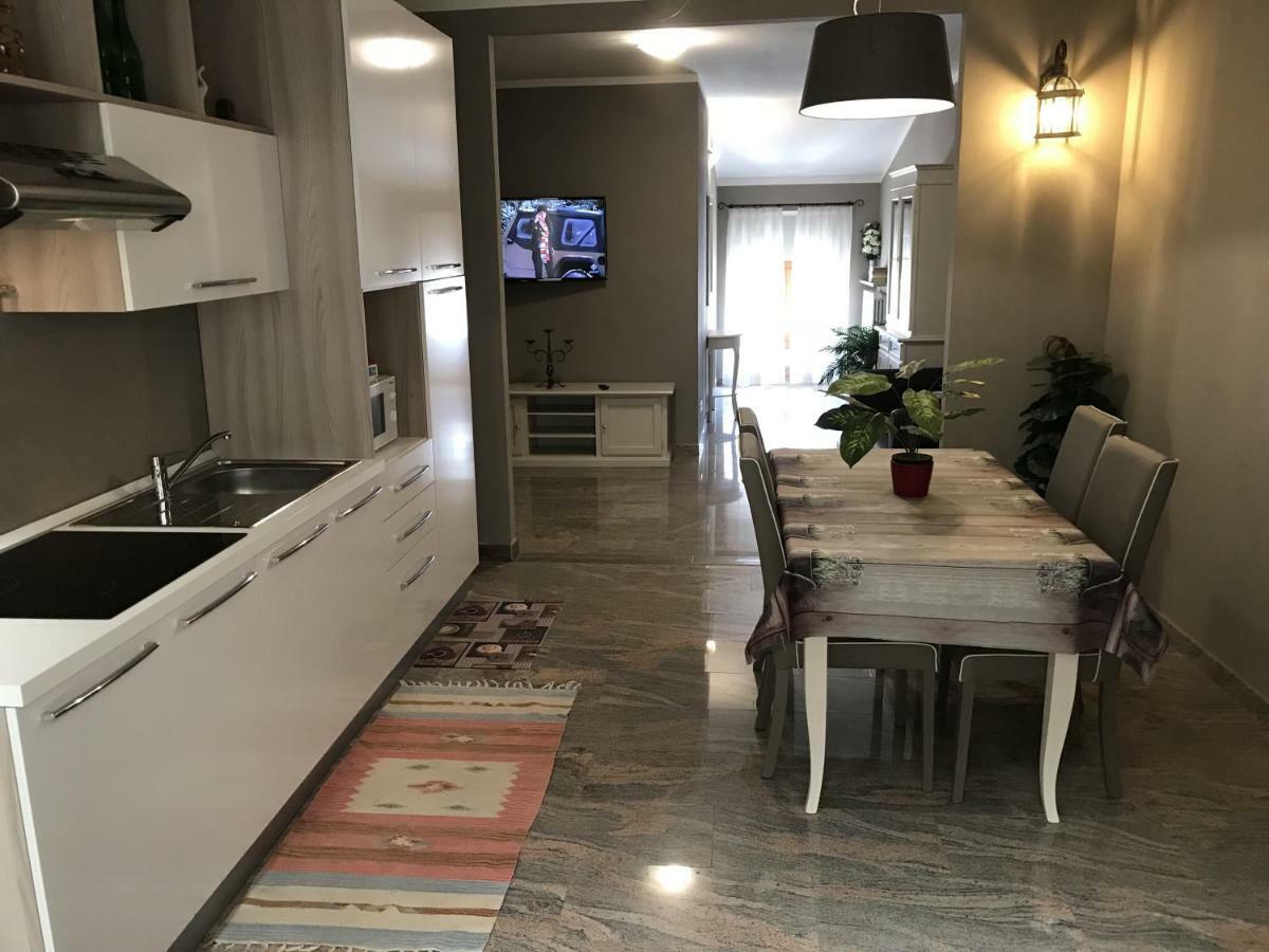 Anfite Apartments Castelletto ペスキエーラ・デル・ガルダ エクステリア 写真