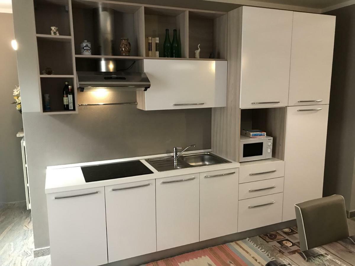 Anfite Apartments Castelletto ペスキエーラ・デル・ガルダ エクステリア 写真